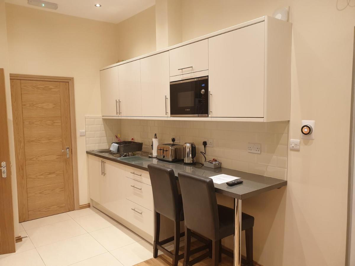London Luxury Apartments 4 Min Walk From Ilford Station, With Free Parking Free Wifi Εξωτερικό φωτογραφία
