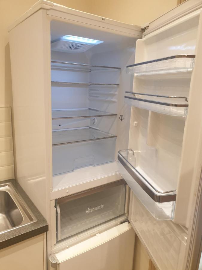 London Luxury Apartments 4 Min Walk From Ilford Station, With Free Parking Free Wifi Εξωτερικό φωτογραφία